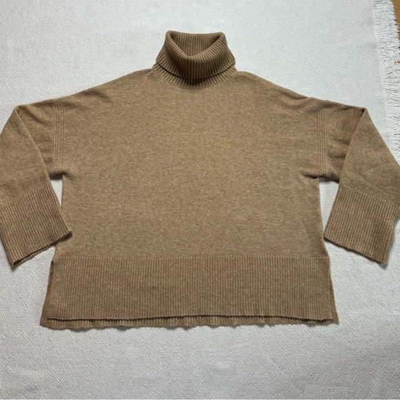 JCREW Wool Alpaca Camel Brown Supersoft Yarn Turtleneck Sweater L - Picture 2 of 8